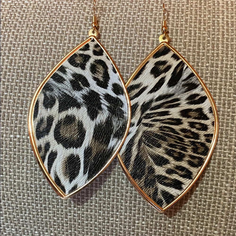 Gorgeous jeweleries, handmade, dressy colorful...